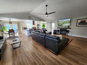 1294 Saddlebronc Ct in Minden, NV - Building Photo - Building Photo