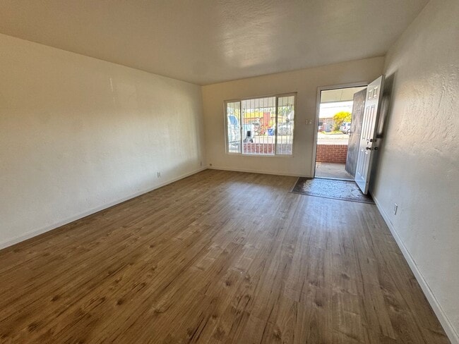 9019 Los Arboles Ave NE in Albuquerque, NM - Building Photo - Building Photo