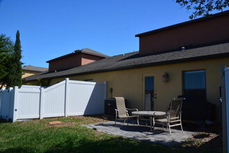1055 Luminary Cir in Melbourne, FL - Building Photo - Building Photo