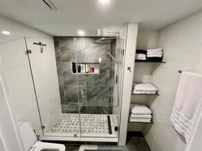 1105 Lake Shore Dr in Lake Park, FL - Building Photo - Building Photo