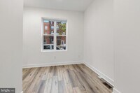 2938 W Girard Ave photo'