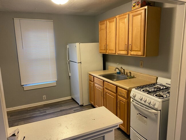 619 Copeland St, Unit Apt 2 Studio in Pittsburgh, PA - Building Photo - Building Photo