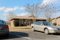 Grier Park Apartments in Charlotte, NC - Foto de edificio - Building Photo