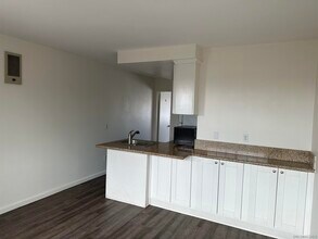 3844 Swift Ave in San Diego, CA - Building Photo - Building Photo