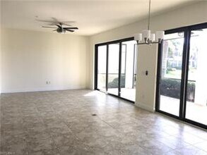 15181 Butler Lake Dr-Unit -6-101 in Naples, FL - Building Photo - Building Photo