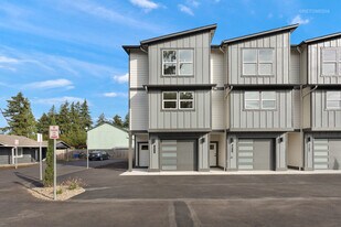 4243 Verda Ln NE in Keizer, OR - Building Photo