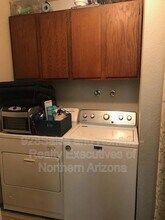 906 W Summit Ave in Flagstaff, AZ - Building Photo - Building Photo