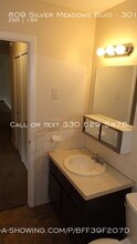 809 Silver Meadows Blvd-Unit -301 in Kent, OH - Building Photo - Building Photo