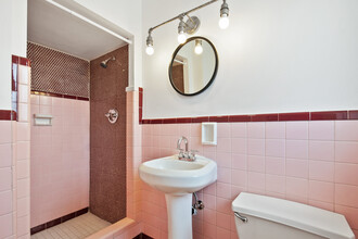 8500 E Colfax Ave in Denver, CO - Building Photo - Building Photo