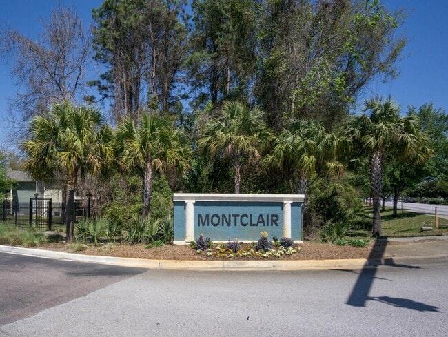 1859 Montclair Dr, Unit 1859B in Mount Pleasant, SC - Building Photo - Building Photo