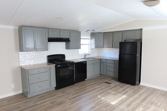 124 N Violet St in West Monroe, LA - Building Photo - Building Photo