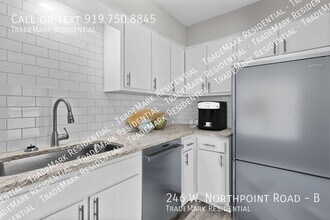 246 W Northpoint Rd in Spring Lake, NC - Building Photo - Building Photo