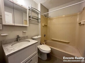 48 JFK St in Cambridge, MA - Building Photo - Building Photo