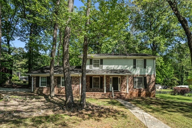 property at 4052 Tecumseh Trail