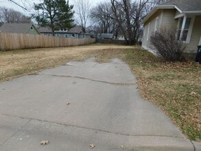 624 S Atchison St in El Dorado, KS - Building Photo - Building Photo