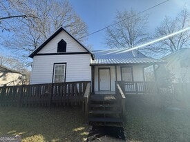 920 Greenville St in Lagrange, GA - Building Photo