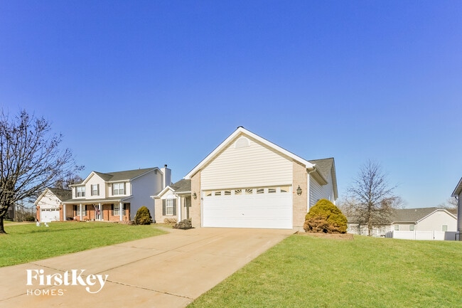 3 Princess Grace Ct in O'Fallon, MO - Building Photo - Building Photo