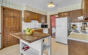 561 Summit Ridge Dr in Chesapeake, VA - Building Photo - Building Photo