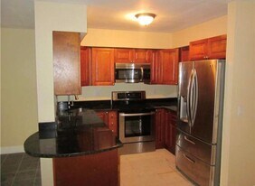 4215 S 57th Ave, Unit C in Greenacres, FL - Building Photo