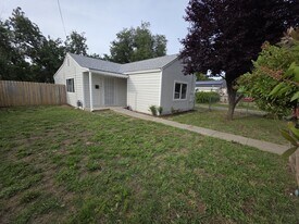 778 Musick Ave in Red Bluff, CA - Building Photo
