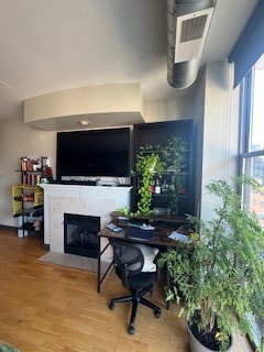 property at 1001 W Madison St