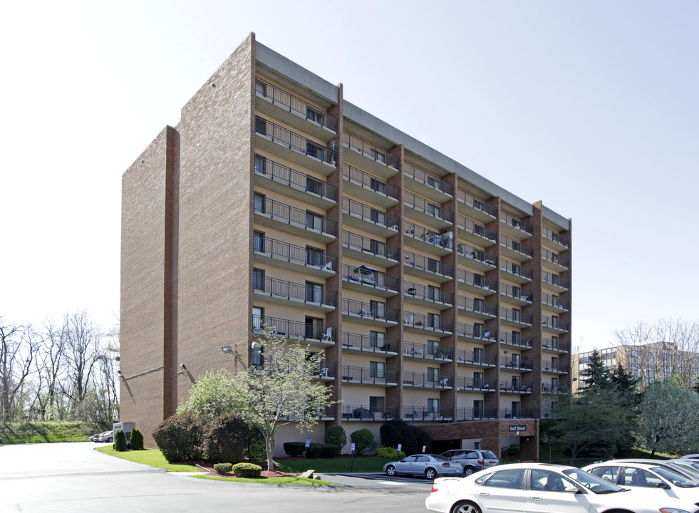 Duff Manor in Pittsburgh, PA - Foto de edificio