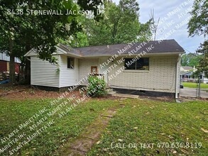 8438 Stonewall Jackson Dr in Jonesboro, GA - Building Photo - Building Photo