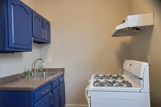 4151 Canal St, Unit 1 in New Orleans, LA - Foto de edificio - Building Photo