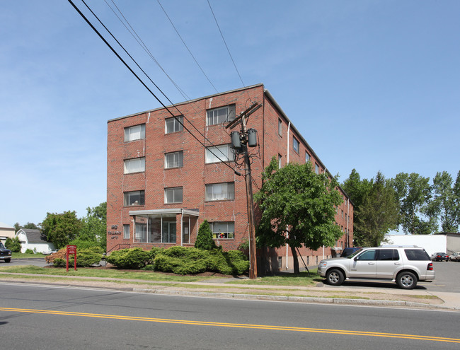 Tolland Street Apartments in East Hartford, CT - Building Photo - Building Photo