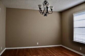 8304 Red Willow Dr in Austin, TX - Building Photo - Building Photo