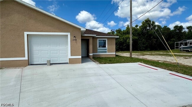 3308 SW 17th Pl in Cape Coral, FL - Building Photo - Building Photo