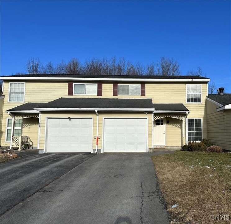 229 Wildwood Ridge in Frankfort, NY - Building Photo