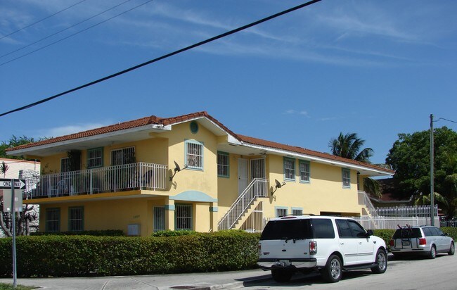 1580 SW 2nd St in Miami, FL - Building Photo - Building Photo