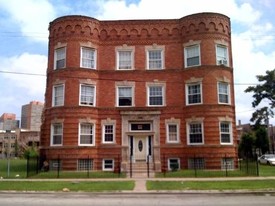 4139 S Indiana Ave Apartments