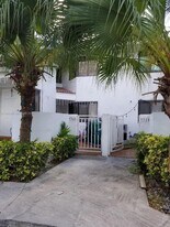 9708 SW 138th Ave in Miami, FL - Building Photo