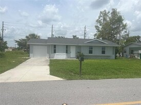 480 N Spring Lake Blvd NW in Port Charlotte, FL - Building Photo