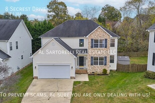 8 Secrest Dr in Avery Creek, NC - Building Photo