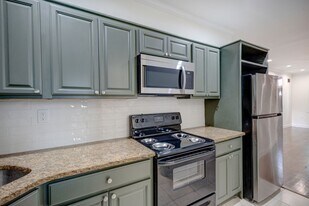 1914 Page St in Philadelphia, PA - Building Photo