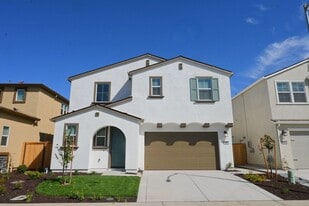 7419 Chadbourne Wy in Sacramento, CA - Building Photo