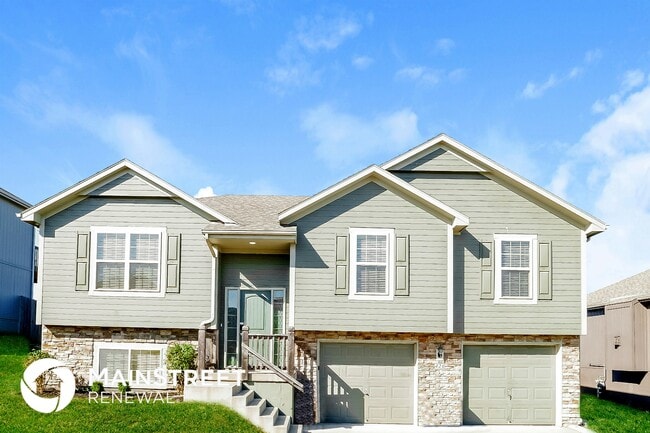 property at 420 Buffalo Ct