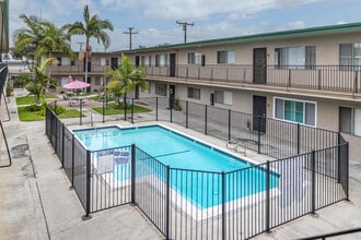 12417 Benedict Ave. in Downey, CA - Building Photo - Building Photo