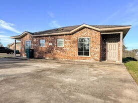 2743 Smith Ferry Rd in Westlake, LA - Building Photo