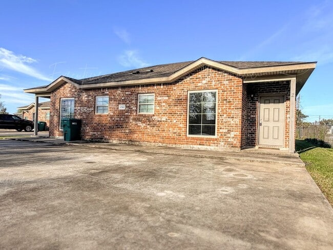 property at 2743 Smith Ferry Rd