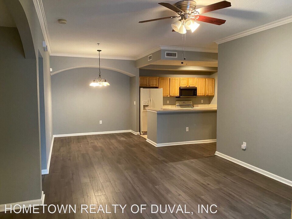 10075 Gate Pkwy-Unit -#1502 in Jacksonville, FL - Building Photo