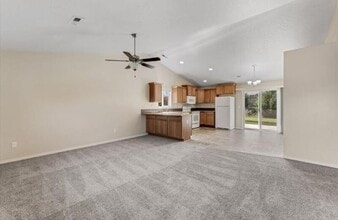 3525 W 10th Ct in Kennewick, WA - Building Photo - Building Photo