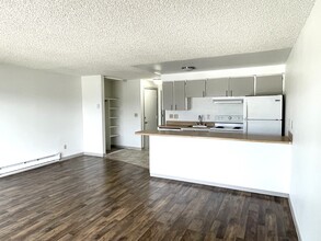 1172 Royvonne Ave SE in Salem, OR - Building Photo - Building Photo