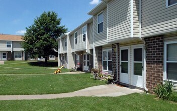 1802 S Oronogo St in Webb City, MO - Building Photo - Building Photo