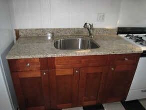 1999 Commonwealth Ave, Unit 7 in Boston, MA - Building Photo - Building Photo