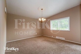 1845 Mullanphy Ln in Florissant, MO - Building Photo - Building Photo