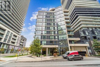 60 Annie Craig Dr in Toronto, ON - Building Photo - Building Photo